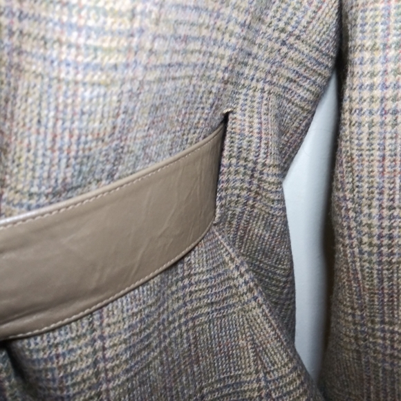 Vintage Dior's New Look Style Brown & Multi Tweed Plaid Belted Blazer - Picture 4 of 14